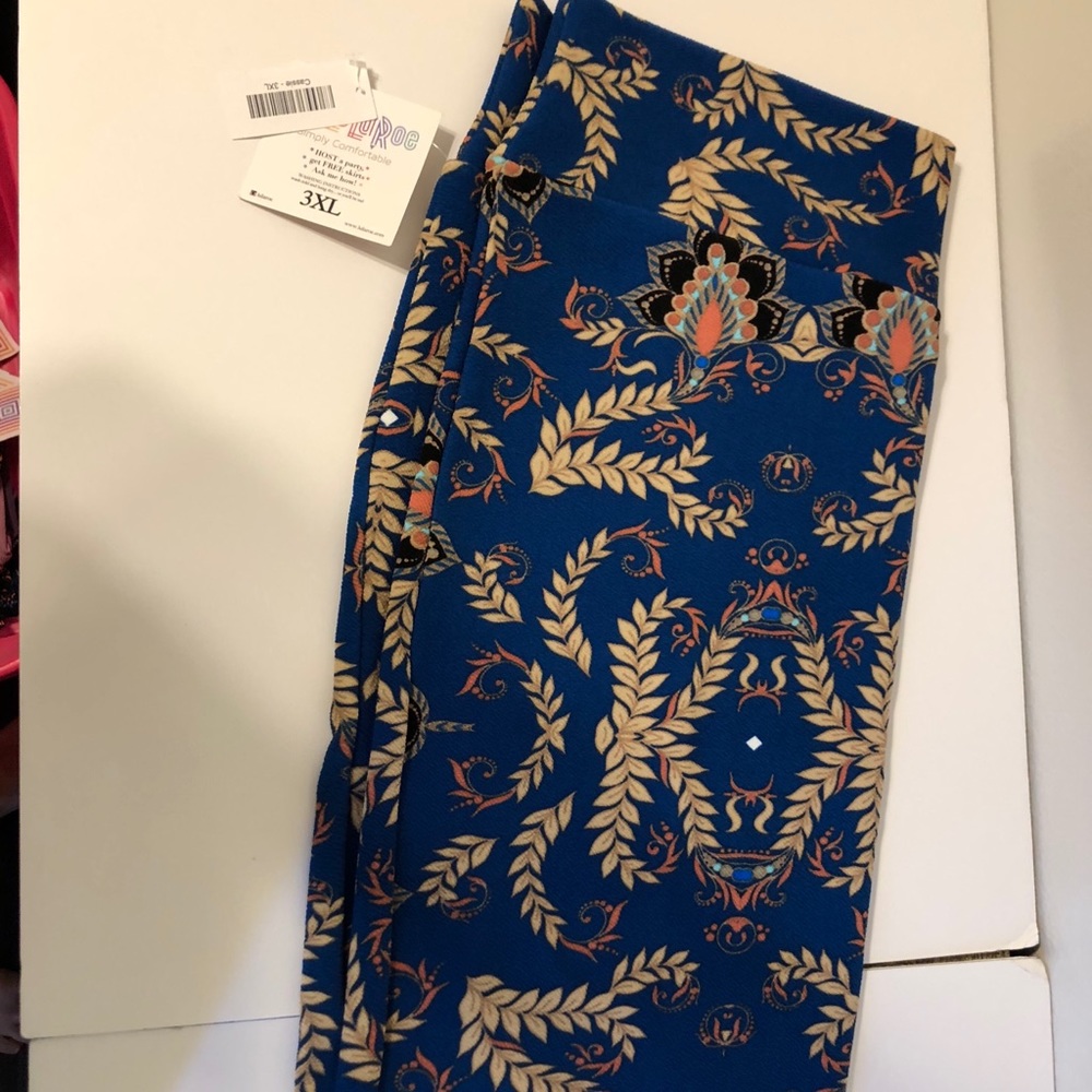 Stunning 3xl LulaRoe Cassie NWT